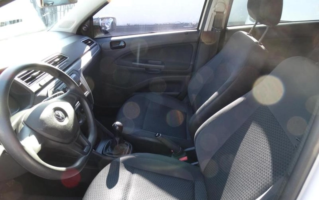 imagem-https://www.socarrao.com.br/sc-vehicle-images-prod/1066203/1789644713904-8042780_8_B_754ee0f564.jpeg