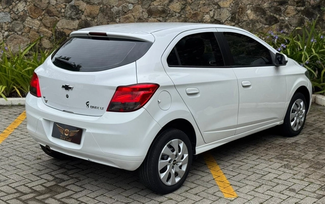 imagem-https://www.socarrao.com.br/sc-vehicle-images-prod/10664/1769987914122-7206501OR_1767786525_21_580.jpg