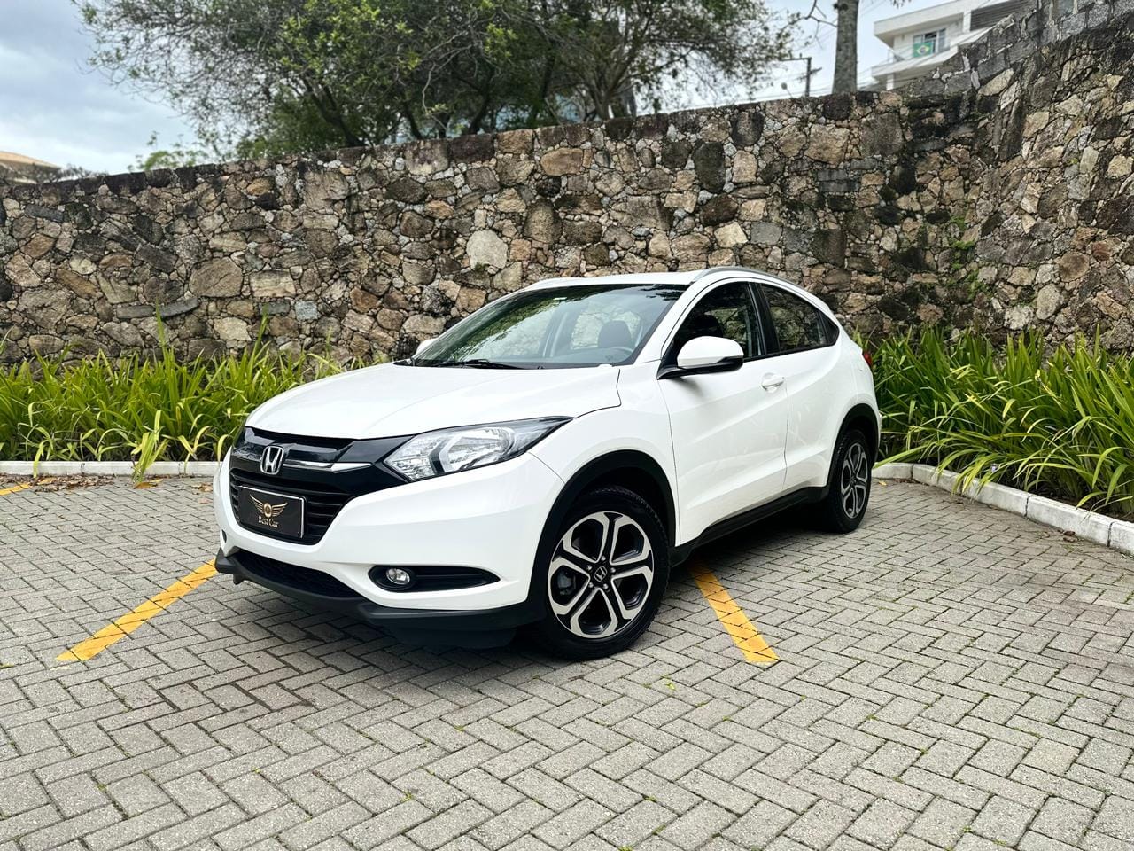 Honda HR-V EX 1.8 Flexone 16V 5p Aut. na cor Branco em São José / SC - 10665