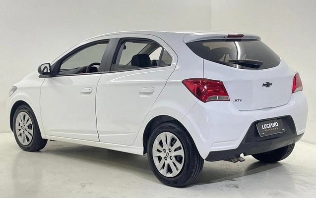 imagem-https://www.socarrao.com.br/sc-vehicle-images-prod/1066607/1787661606154-7971153_8_B_8b4d38ad5d.jpeg