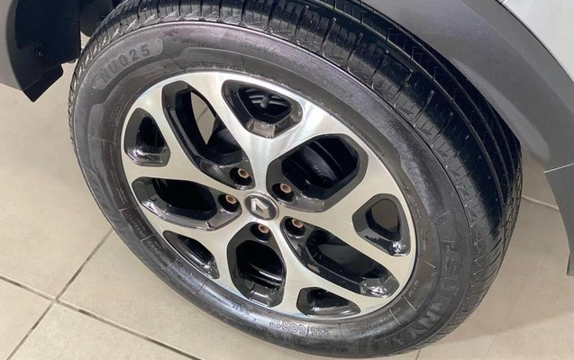 imagem-https://www.socarrao.com.br/sc-vehicle-images-prod/1067881/1792433042428-8041844_6_B_28cda5b06d.jpeg