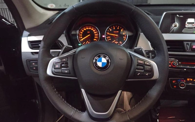 imagem-https://www.socarrao.com.br/sc-vehicle-images-prod/1068689/1777552875551-8043061_13_B_58815d27d0.jpeg