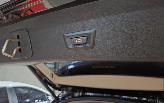 imagem-https://www.socarrao.com.br/sc-vehicle-images-prod/1068689/1777552875551-8043061_7_B_4e27f41b54.jpeg