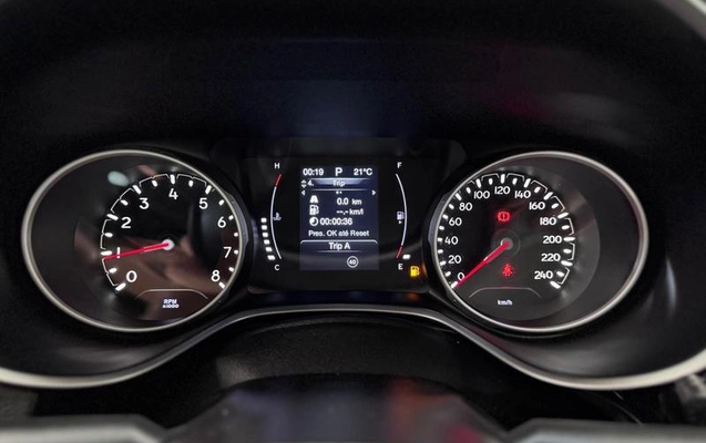 imagem-https://www.socarrao.com.br/sc-vehicle-images-prod/1071005/1789590064647-8042171_0_B_e221f92891.jpeg
