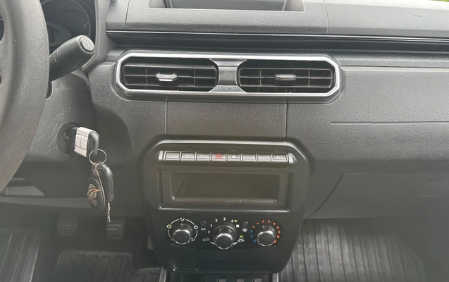 imagem-https://www.socarrao.com.br/sc-vehicle-images-prod/1071089/1780686087633-94764712e2d34042a17959f6b399a8b9_1777555712089.jpeg