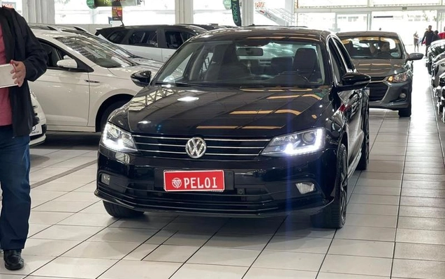 imagem-https://www.socarrao.com.br/sc-vehicle-images-prod/1071166/1785768880381-8042257_19_B_15e291e1d5.jpeg