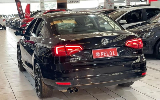 imagem-https://www.socarrao.com.br/sc-vehicle-images-prod/1071166/1785768880383-8042257_13_B_433772af1c.jpeg