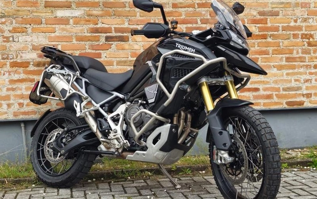imagem-https://www.socarrao.com.br/sc-vehicle-images-prod/1071800/1789478500474-8043630_3_B_ddca69ffdb.jpeg