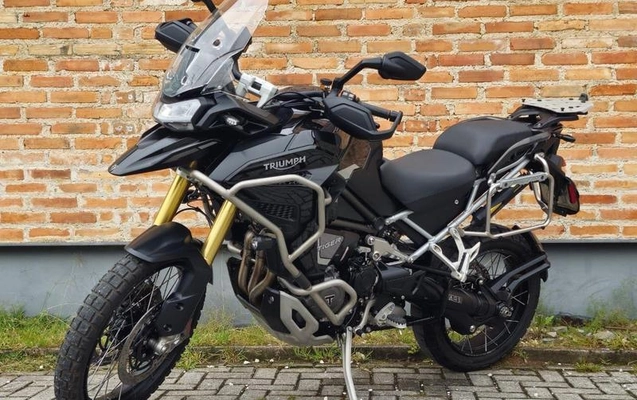 imagem-https://www.socarrao.com.br/sc-vehicle-images-prod/1071800/1789478500475-8043630_2_B_3c35f88ba3.jpeg