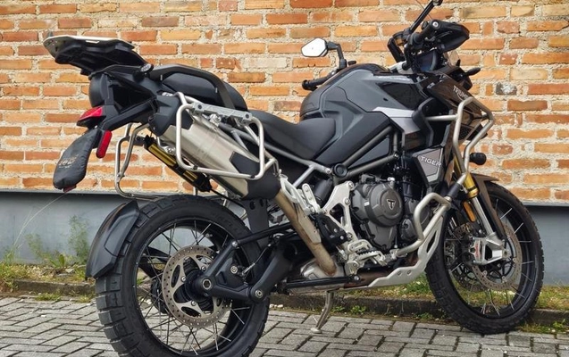 imagem-https://www.socarrao.com.br/sc-vehicle-images-prod/1071800/1789478500477-8043630_1_B_9ae760df9a.jpeg