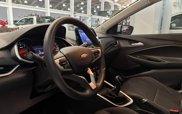 imagem-https://www.socarrao.com.br/sc-vehicle-images-prod/1071819/1789076073511-8027790_3_B_20d385ddf5.jpeg