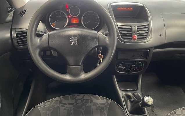 imagem-https://www.socarrao.com.br/sc-vehicle-images-prod/1072415/1777559144167-2_112324.jpg