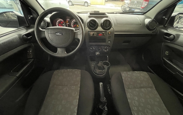 imagem-https://www.socarrao.com.br/sc-vehicle-images-prod/1073871/1777561923488-1_120913.jpg