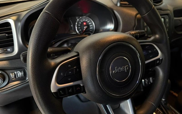 imagem-https://www.socarrao.com.br/sc-vehicle-images-prod/1075378/1784733784492-8009666_0_B_f15a274566.jpeg