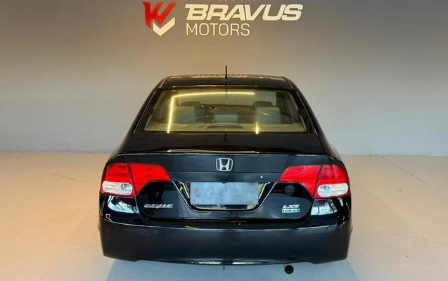 imagem-https://www.socarrao.com.br/sc-vehicle-images-prod/1075899/1789477634189-7796792_3_B_6306918bdc.jpeg