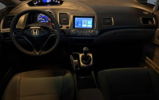 imagem-https://www.socarrao.com.br/sc-vehicle-images-prod/1075899/1789477634195-7796792_7_B_46cb716779.jpeg
