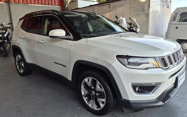 imagem-https://www.socarrao.com.br/sc-vehicle-images-prod/1078057/1785182324668-vehicle_image_1785182222_765928e66e6d95f0d6e236400793cd1f.jpeg