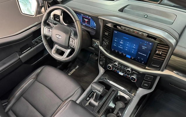 imagem-https://www.socarrao.com.br/sc-vehicle-images-prod/1078210/1786563312631-003_4da52997dc0fa7367f7cc10e486fd325.jpeg
