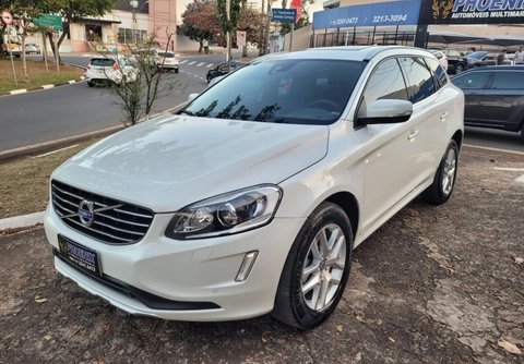 Volvo XC60 2017 Branco — foto 1 de 3