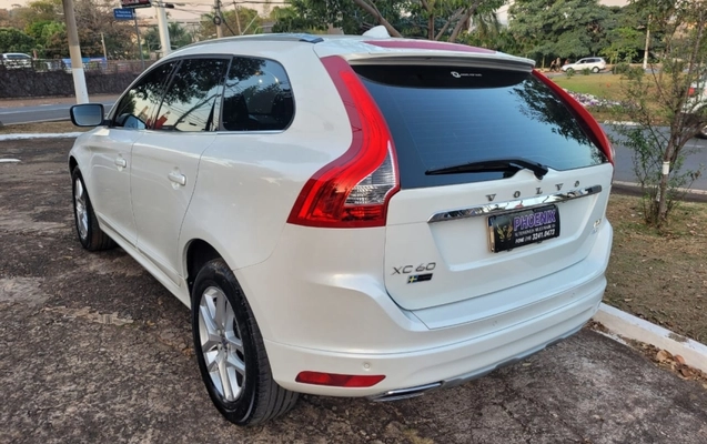 imagem-https://www.socarrao.com.br/sc-vehicle-images-prod/10783/1784580990565-Mv5DnIqiOfuBxAGeFhou3So9ugbK51xp.jpg