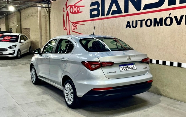 imagem-https://www.socarrao.com.br/sc-vehicle-images-prod/1078791/1777571916916-XnnqnUvwumd780pNB3iNFyAkomOFCJBe.jpg