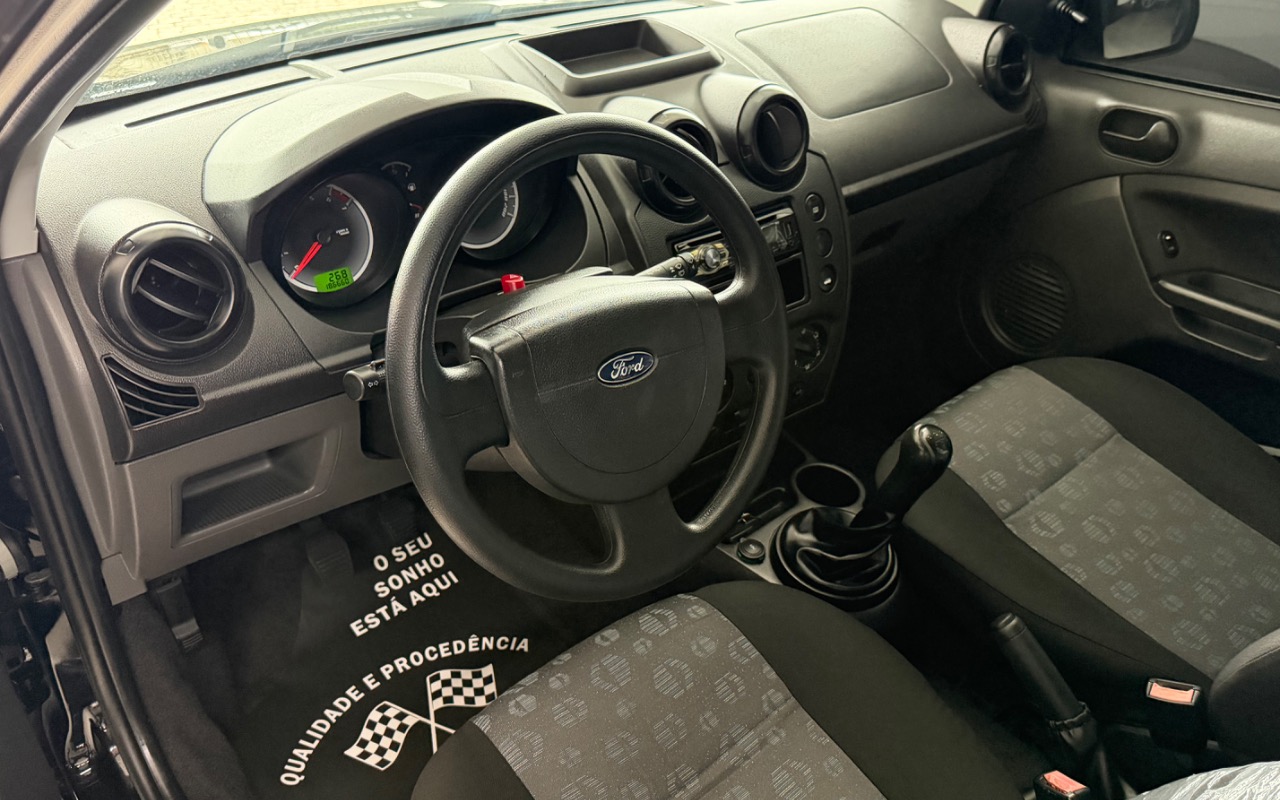 imagem-https://www.socarrao.com.br/sc-vehicle-images-prod/1079664/1777573036236-SU1HXzUzNjcuanBlZw.jpeg