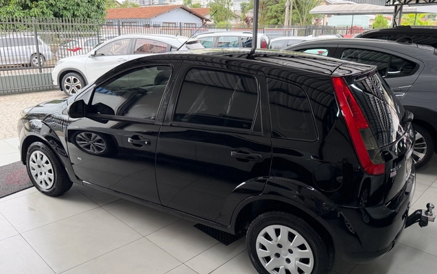 imagem-https://www.socarrao.com.br/sc-vehicle-images-prod/1079664/1777573036380-SU1HXzUzNjYuanBlZw.jpeg