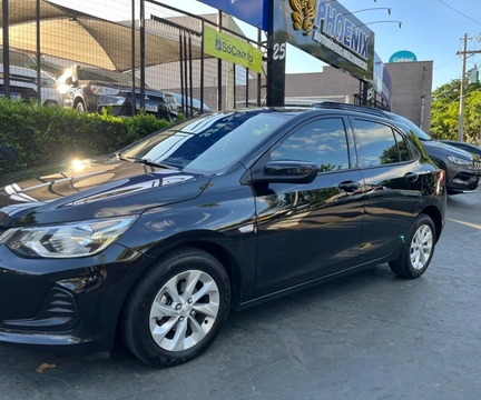 Chevrolet Onix 2023 Prata — foto 1 de 3