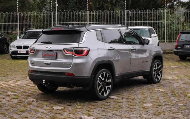 imagem-https://www.socarrao.com.br/sc-vehicle-images-prod/1081822/1783362227450-8046146_18_B_31b70d1f56.jpeg