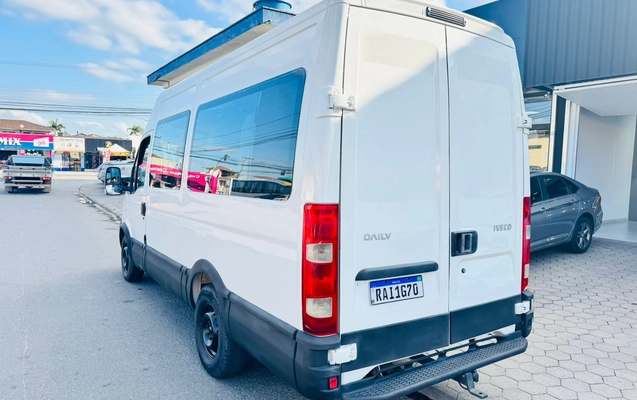imagem-https://www.socarrao.com.br/sc-vehicle-images-prod/1082924/1783602685318-003_45314437bddc70f31b4ce3b813d1971d.jpeg