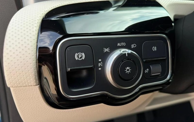 imagem-https://www.socarrao.com.br/sc-vehicle-images-prod/1083585/1790975398967-8044871_11_B_649ffc274c.jpeg