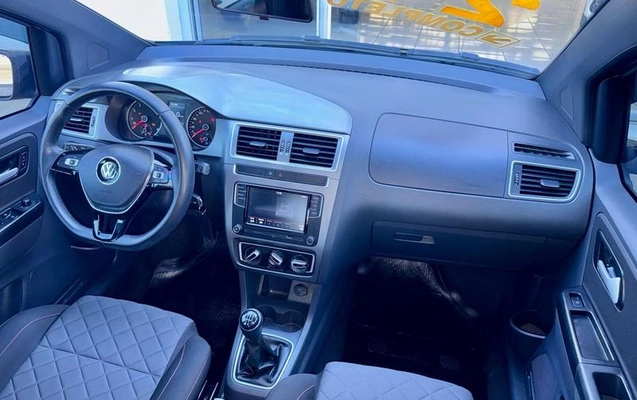 imagem-https://www.socarrao.com.br/sc-vehicle-images-prod/1083639/1789668089788-8020277_0_B_d9a196ba5f.jpeg
