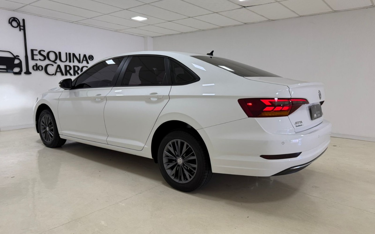 imagem-https://www.socarrao.com.br/sc-vehicle-images-prod/1084961/1777583153584-V2hhdHNBcHAgSW1hZ2UgMjAyNi0wNC0zMCBhdCAxNS4yNS4zNyAoMSkuanBlZw.jpeg
