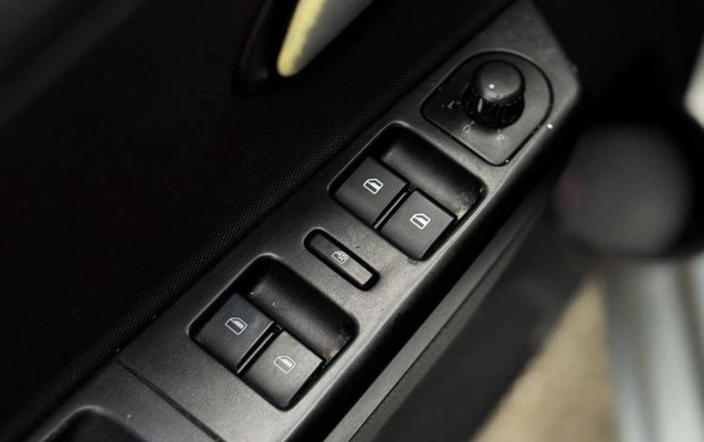 imagem-https://www.socarrao.com.br/sc-vehicle-images-prod/1086629/1790197601137-7682552_1_B_840ffd6fd8.jpeg