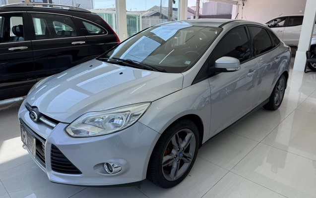 imagem-https://www.socarrao.com.br/sc-vehicle-images-prod/10900/1788266638563-vehicle_image_1764866967_9d9d69f6969e37ae5ef60f7137699bd6.jpeg