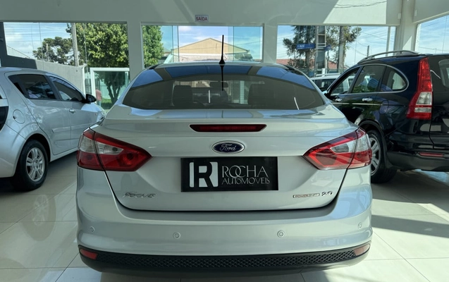 imagem-https://www.socarrao.com.br/sc-vehicle-images-prod/10900/1788266638570-vehicle_image_1764866987_b40e42d9006da6c4fc99e25cb91cee5c.jpeg