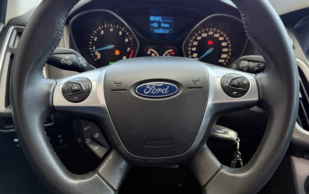 imagem-https://www.socarrao.com.br/sc-vehicle-images-prod/10900/1788266638576-vehicle_image_1764867002_0bcf865d1c1249ee5d5f706cc927331f.jpeg