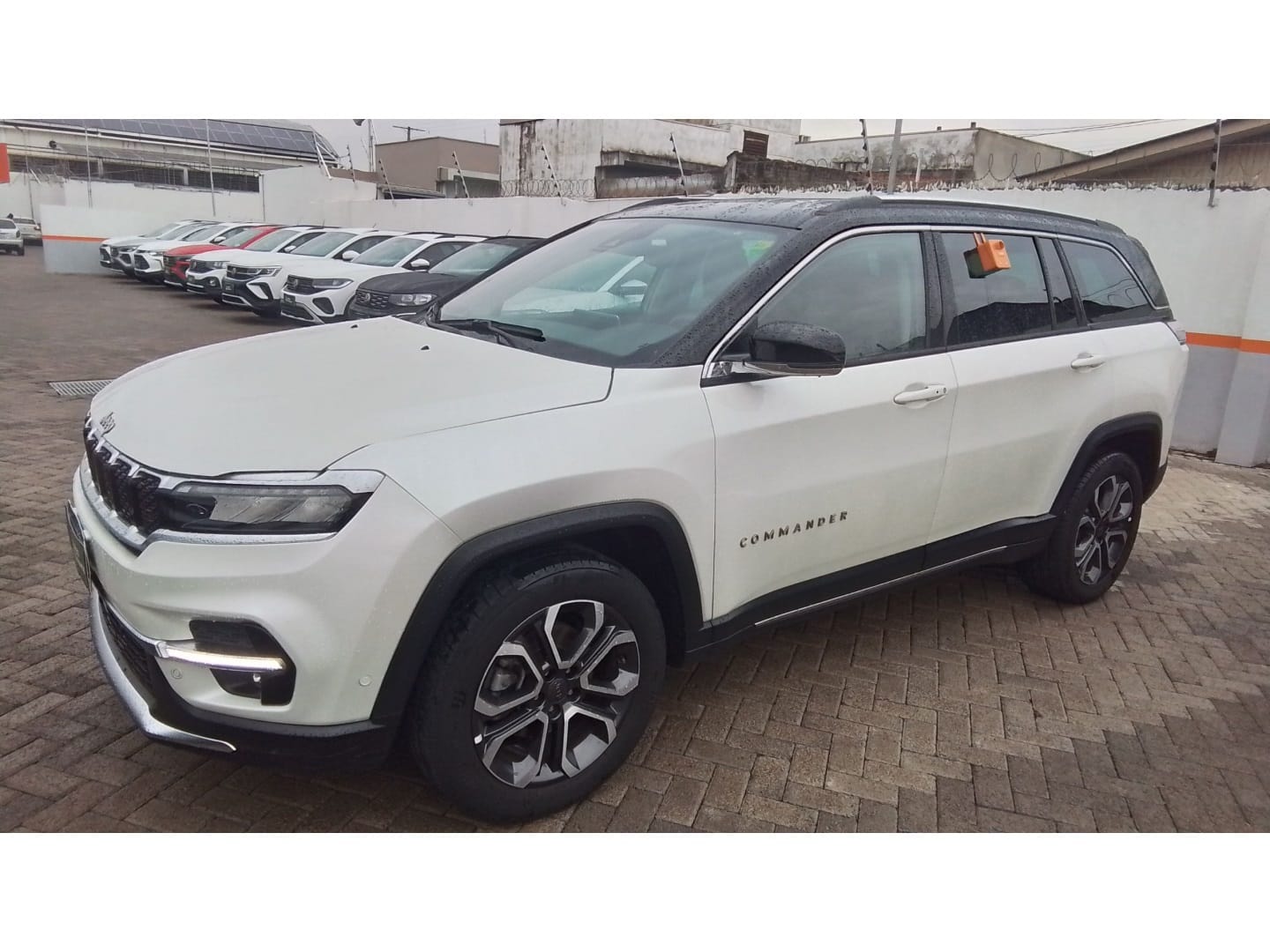Jeep Commander Limited T270 1.3 TB Flex Aut. na cor Branco no São Leopoldo / RS - 10988