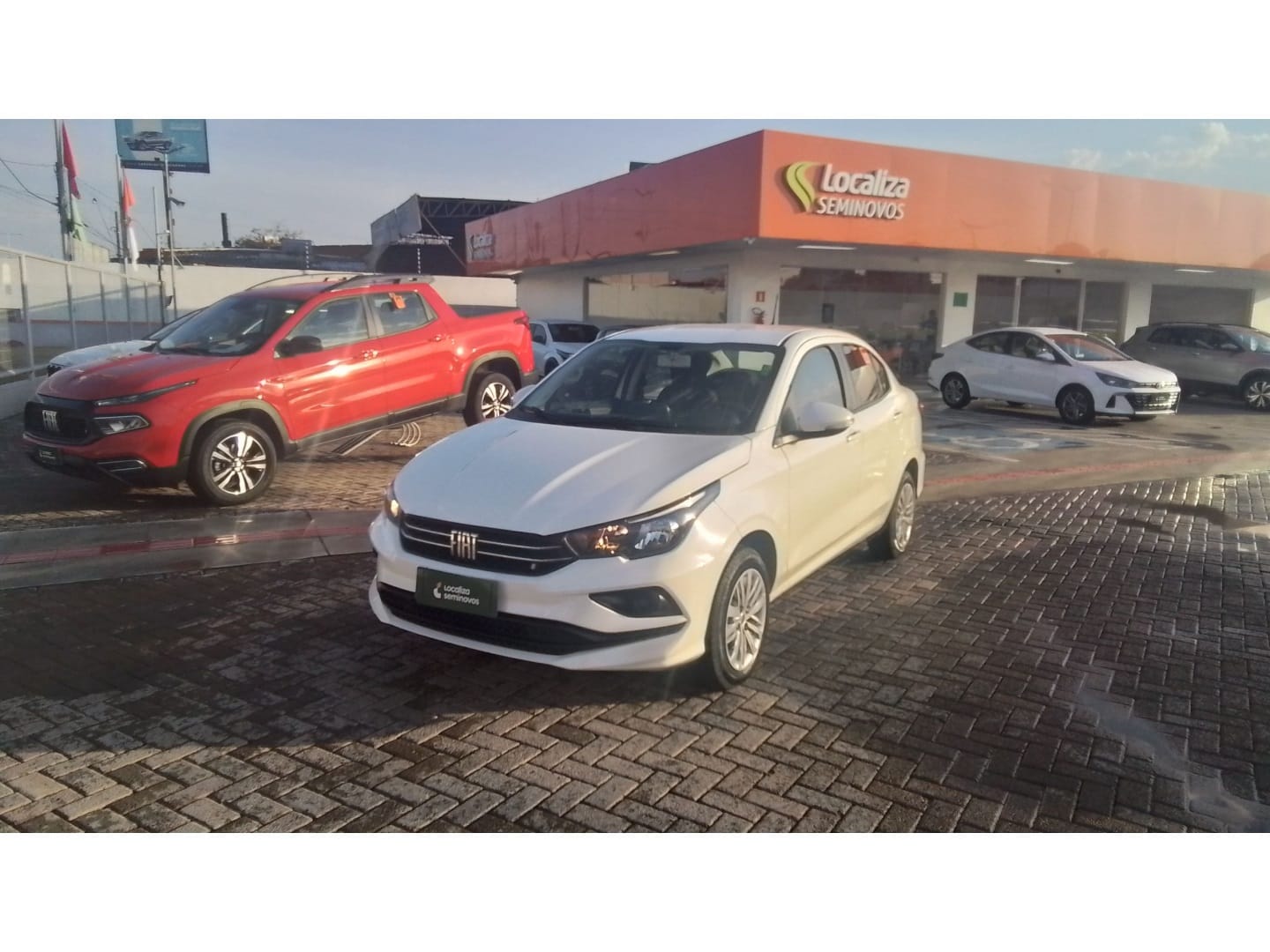 Fiat Cronos 1.3 8V Flex na cor Branco no São Leopoldo / RS - 11006