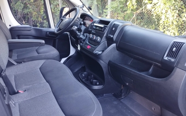 imagem-https://www.socarrao.com.br/sc-vehicle-images-prod/1101585/1777644042890-MDcuanBlZw.jpeg
