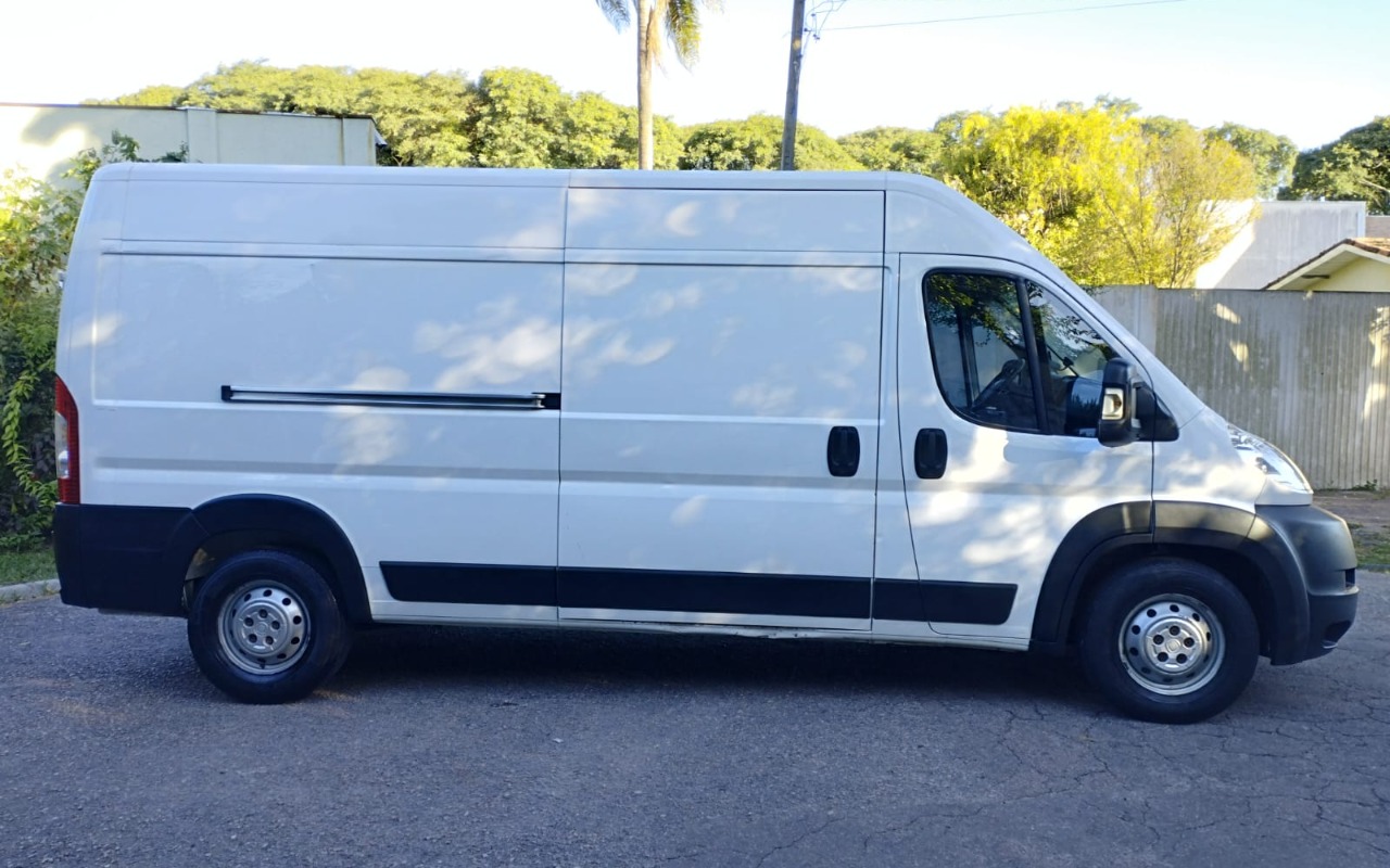 imagem-https://www.socarrao.com.br/sc-vehicle-images-prod/1101585/1777644044299-MTIuanBlZw.jpeg