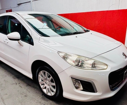Peugeot 308 2013 Branco — foto 1 de 3