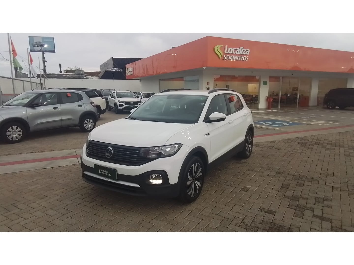 Volkswagen T-Cross Comfor. 200 TSI 1.0 Flex 5p Aut. na cor Branco no São Leopoldo / RS - 11017