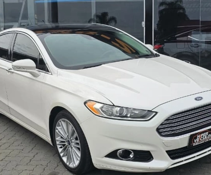 Ford Fusion 2014 Branco — foto 1 de 3