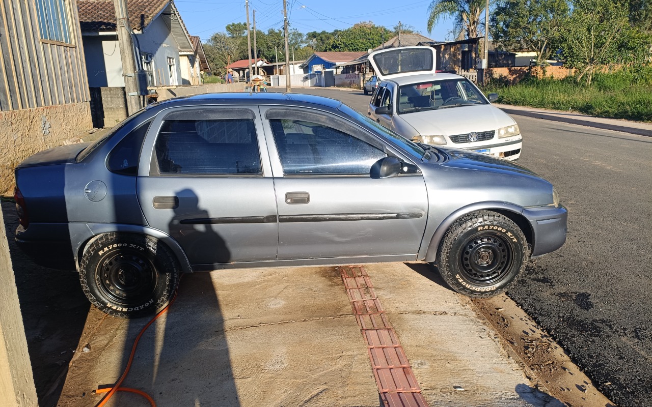 Chevrolet Corsa Sed.Wind 1.0/Millenium/Classic VHC na cor Cinza em Piraí do Sul / PR - 1101833