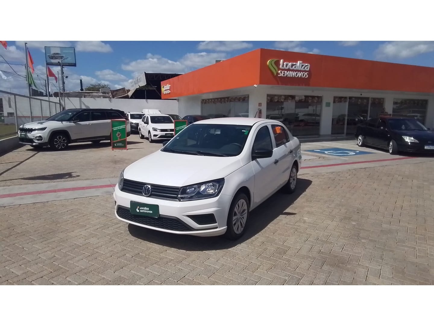 Volkswagen Voyage 1.0 Flex 12V 4p na cor Branco no São Leopoldo / RS - 11025