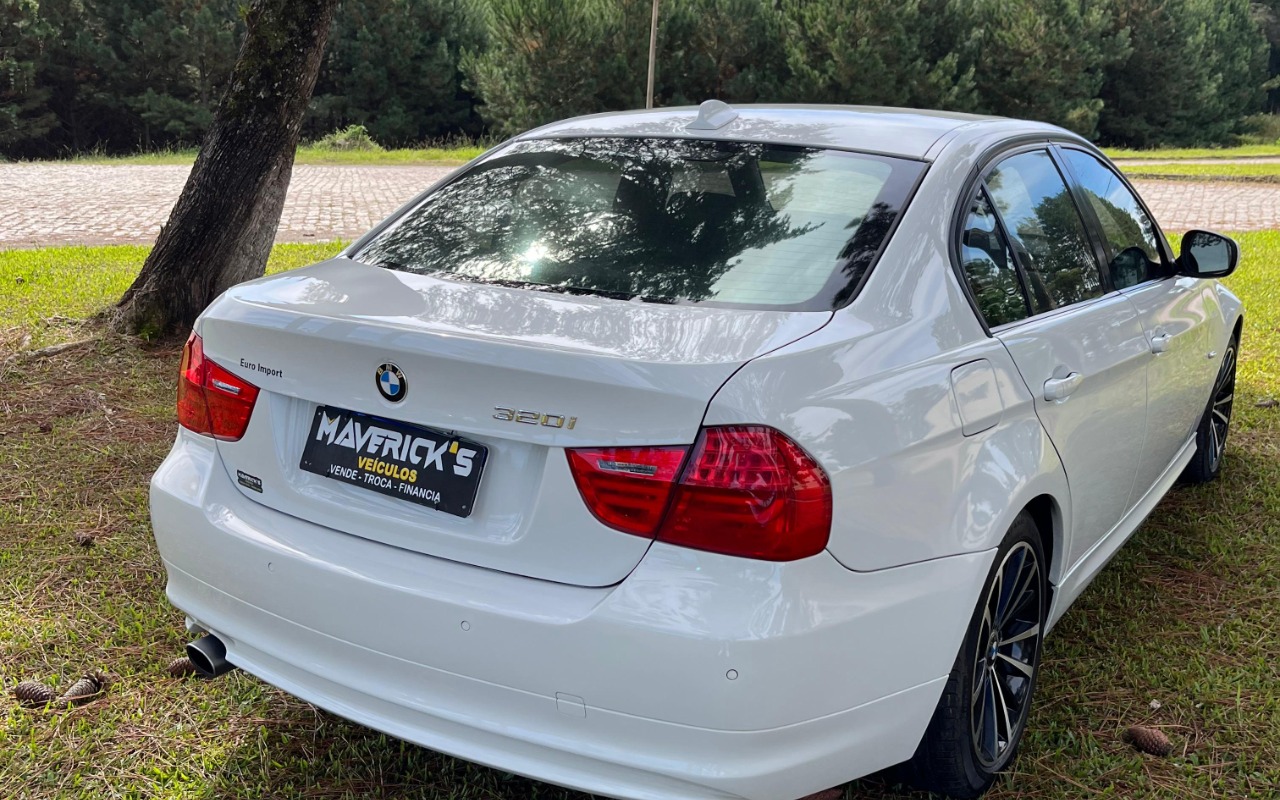 imagem-https://www.socarrao.com.br/sc-vehicle-images-prod/1108312/1777726025800-MTY3YTQzZGEtZDU0My00YjY5LWI5NmQtYTVmNTI3ZGExZjcwLmpmaWY.jfif