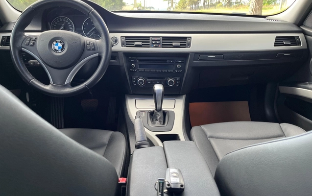 imagem-https://www.socarrao.com.br/sc-vehicle-images-prod/1108312/1777726025969-MTMxM2Q4NjctMWVjNS00M2Y0LTg3YjktYmE3NDgxYWI5MmMwLmpmaWY.jfif