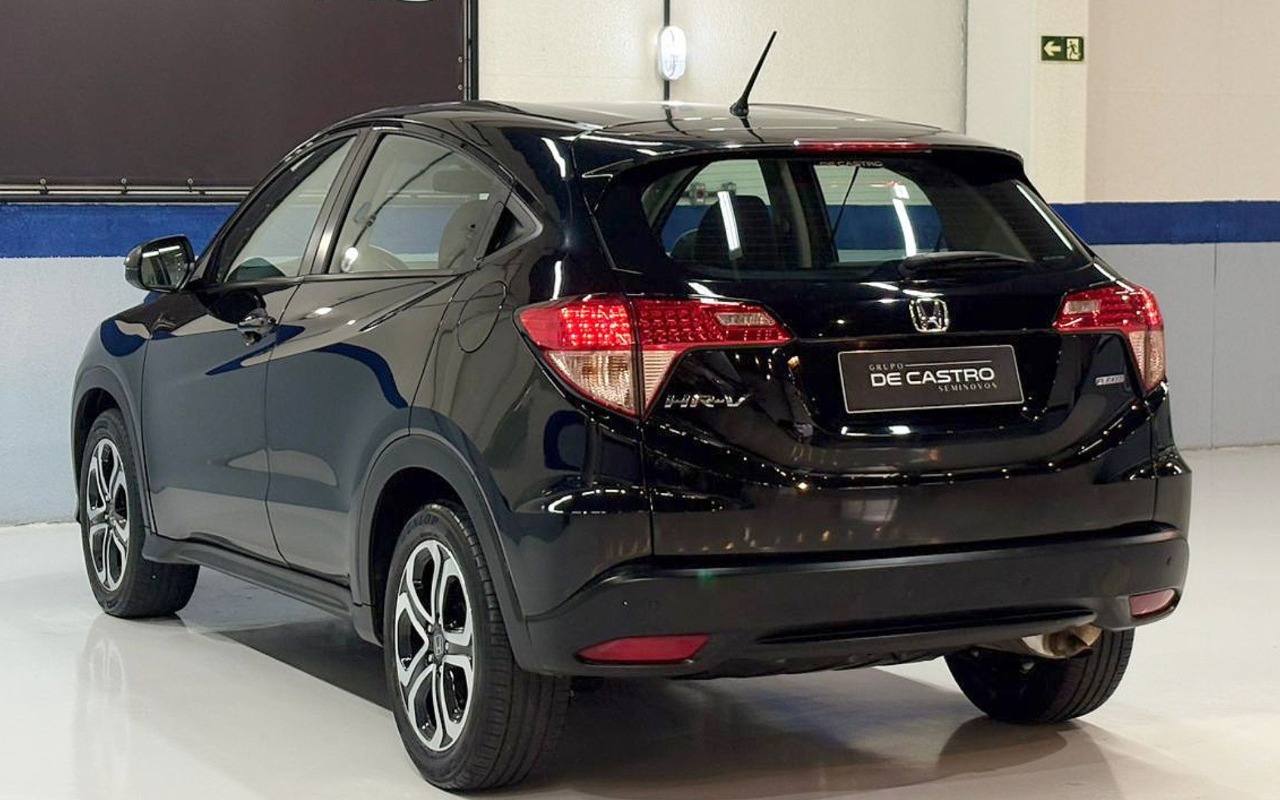 imagem-https://www.socarrao.com.br/sc-vehicle-images-prod/1108319/1777726348447-SE9OREEgSFItViBMWCAtIDIwMTYgLSBQUkVUQSAtIEFWUjBHNjQgKDQpLmpwZw.jpg