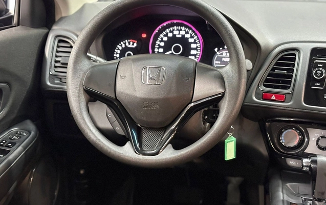 imagem-https://www.socarrao.com.br/sc-vehicle-images-prod/1108319/1777726348801-SE9OREEgSFItViBMWCAtIDIwMTYgLSBQUkVUQSAtIEFWUjBHNjQgKDE3KS5qcGc.jpg